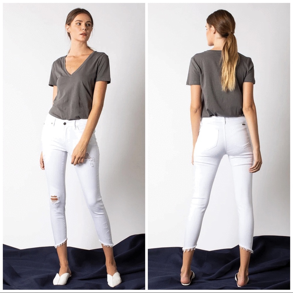 FAIY MID RISE ANKLE SKINNY Size 5/26 Kancan